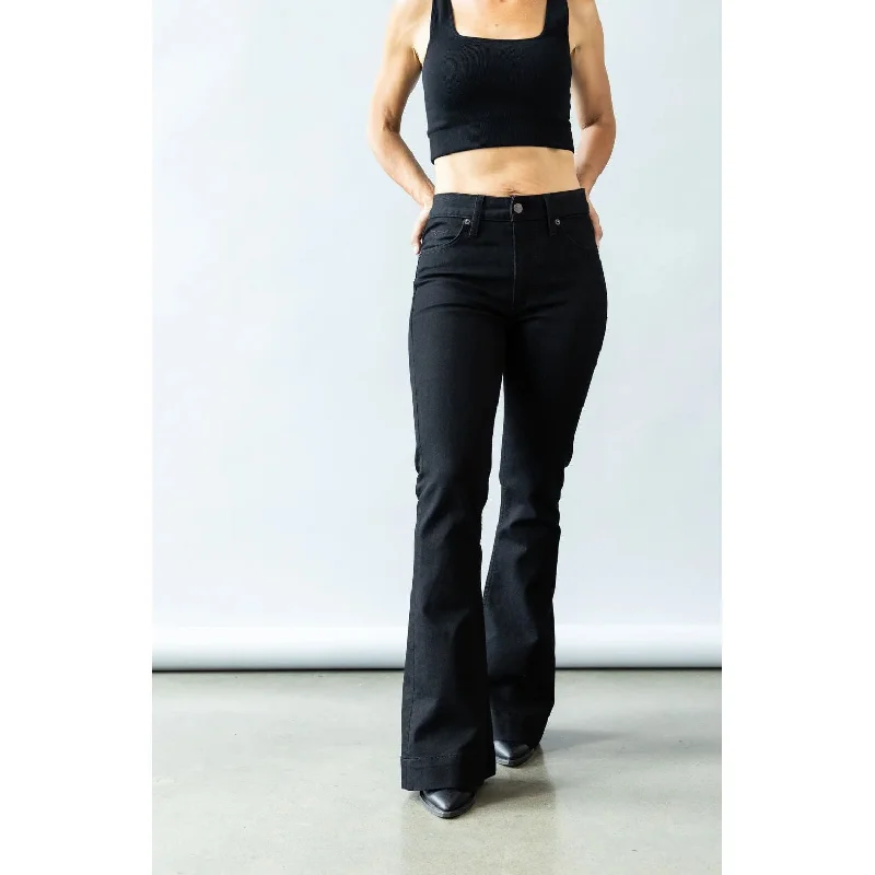 Noble And Elegant Ladies Kimes Jennifer Black Jean