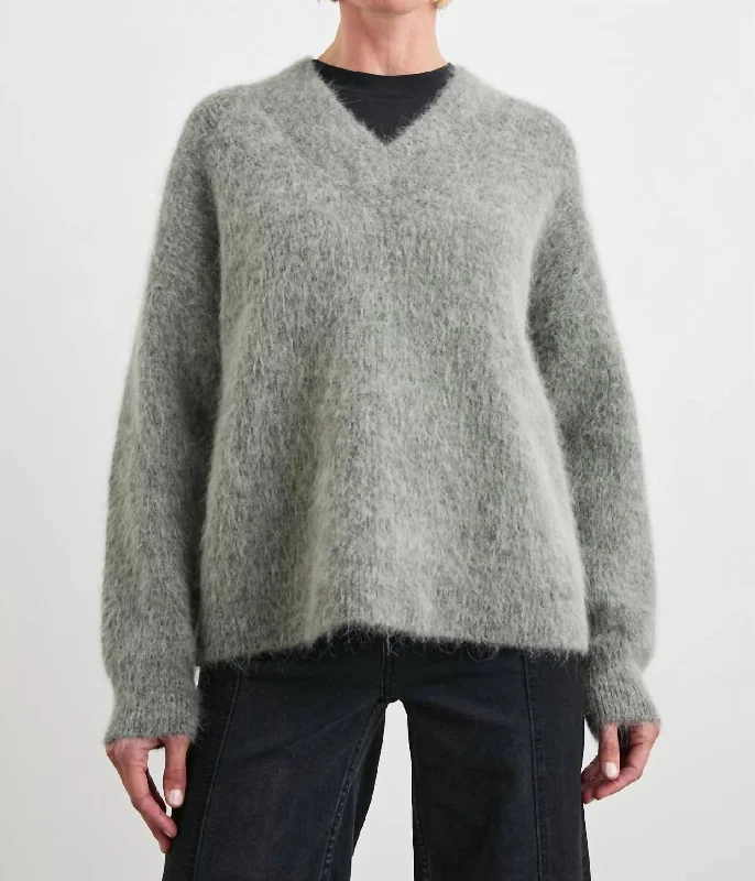 Goddess Style Jodie Sweater In Heather Grey