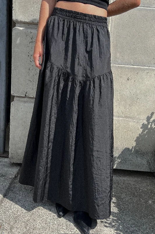 High-end Sense SINGLE TIER MAXI SKIRT